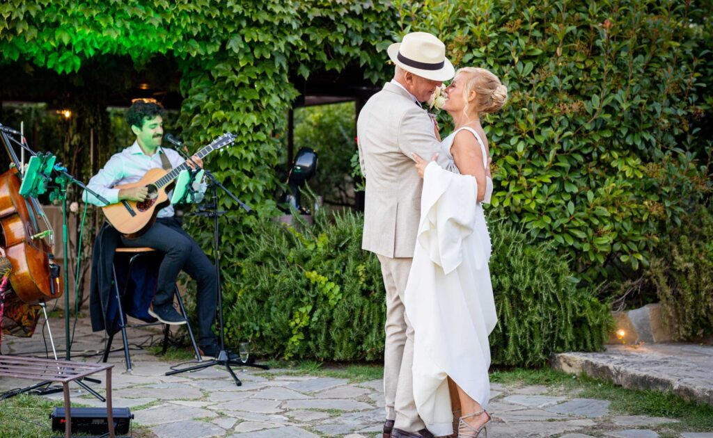 Primo ballo, musica